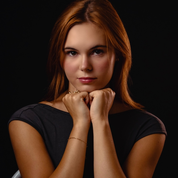 Cassia Bree - Model, Creator, Actor - theright.fit