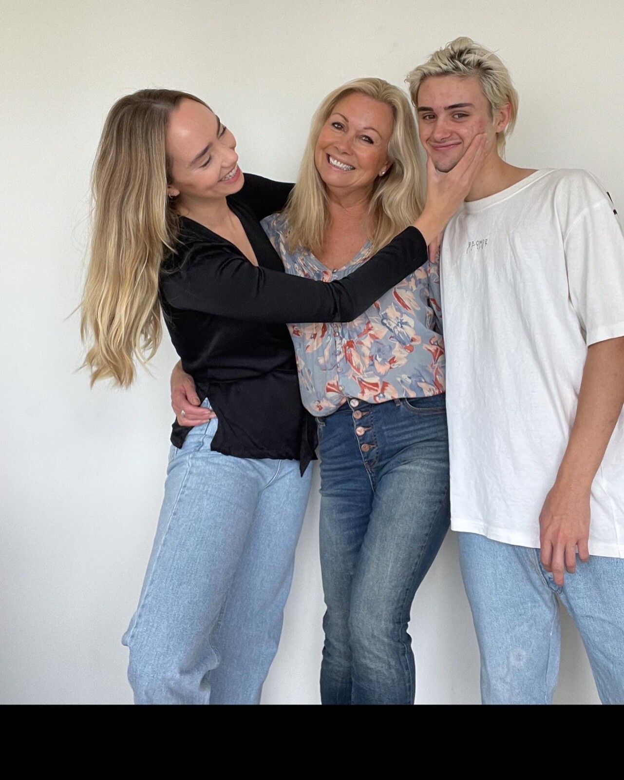 Celeste Billinge Stylist, Model theright.fit