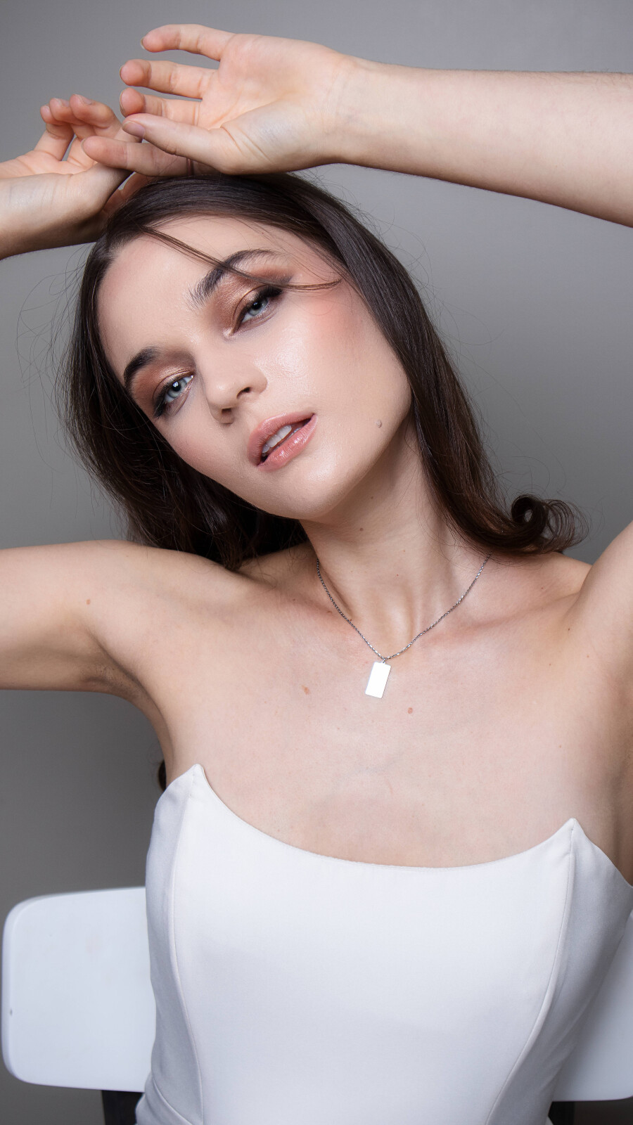 Bella Rose Cort Model theright.fit