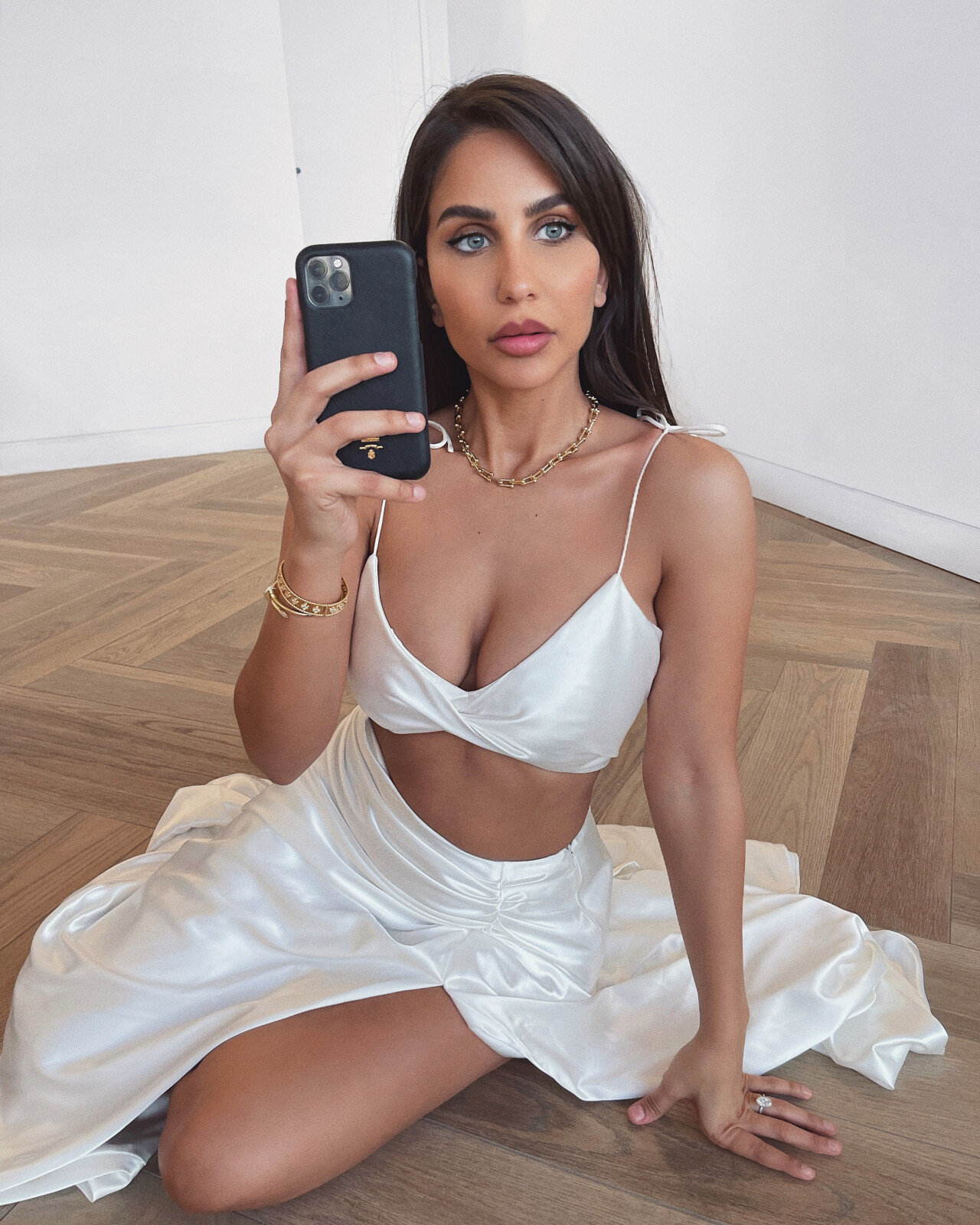 Meet Camilla Araujo: The Tiktok Career Influencer - al047pg
