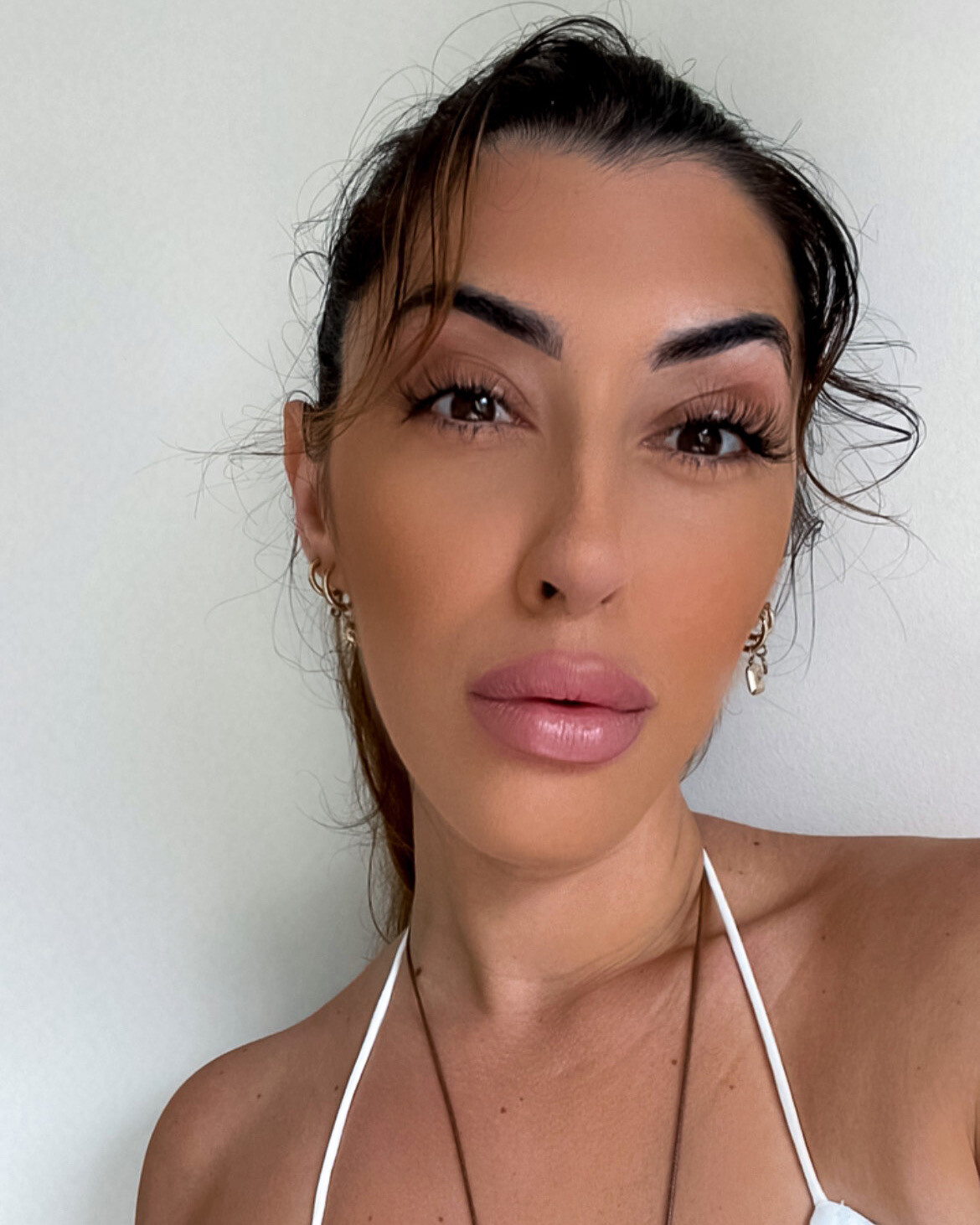 Yasmina S - Model, Creator - theright.fit
