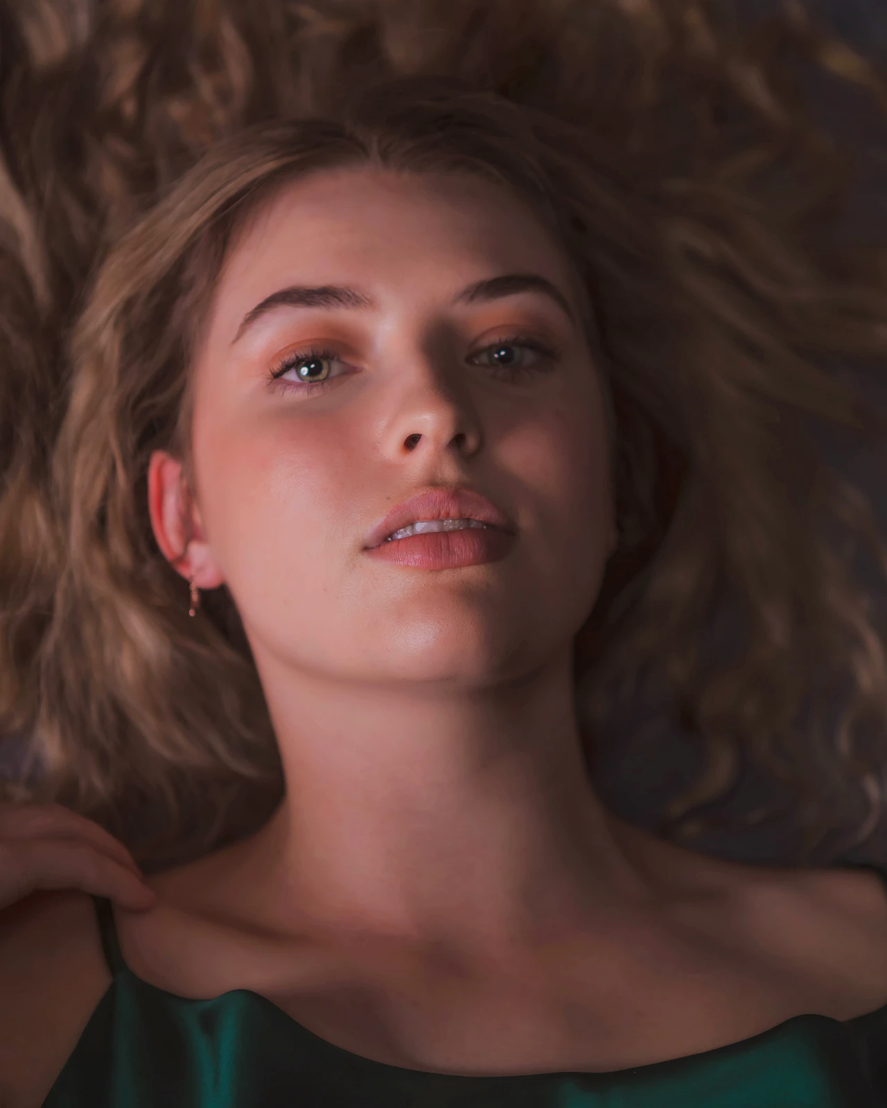 Courtney V Model, Actor, Creator theright.fit