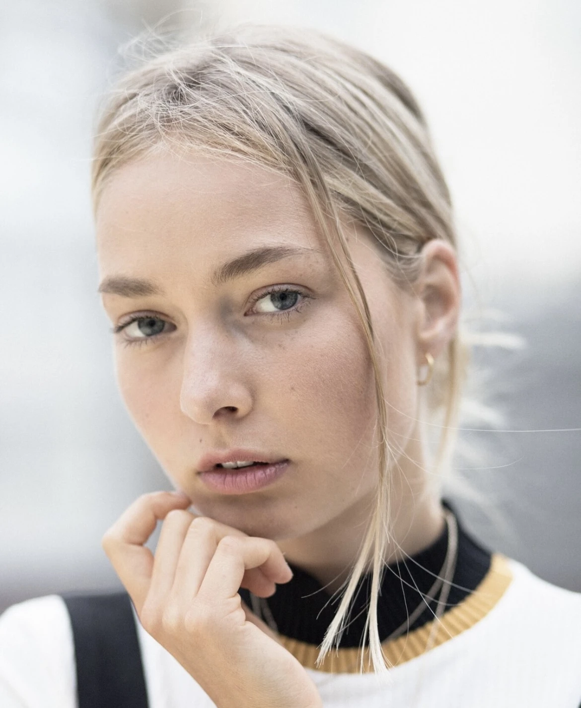 Roisin Hair & Makeup Artist theright.fit