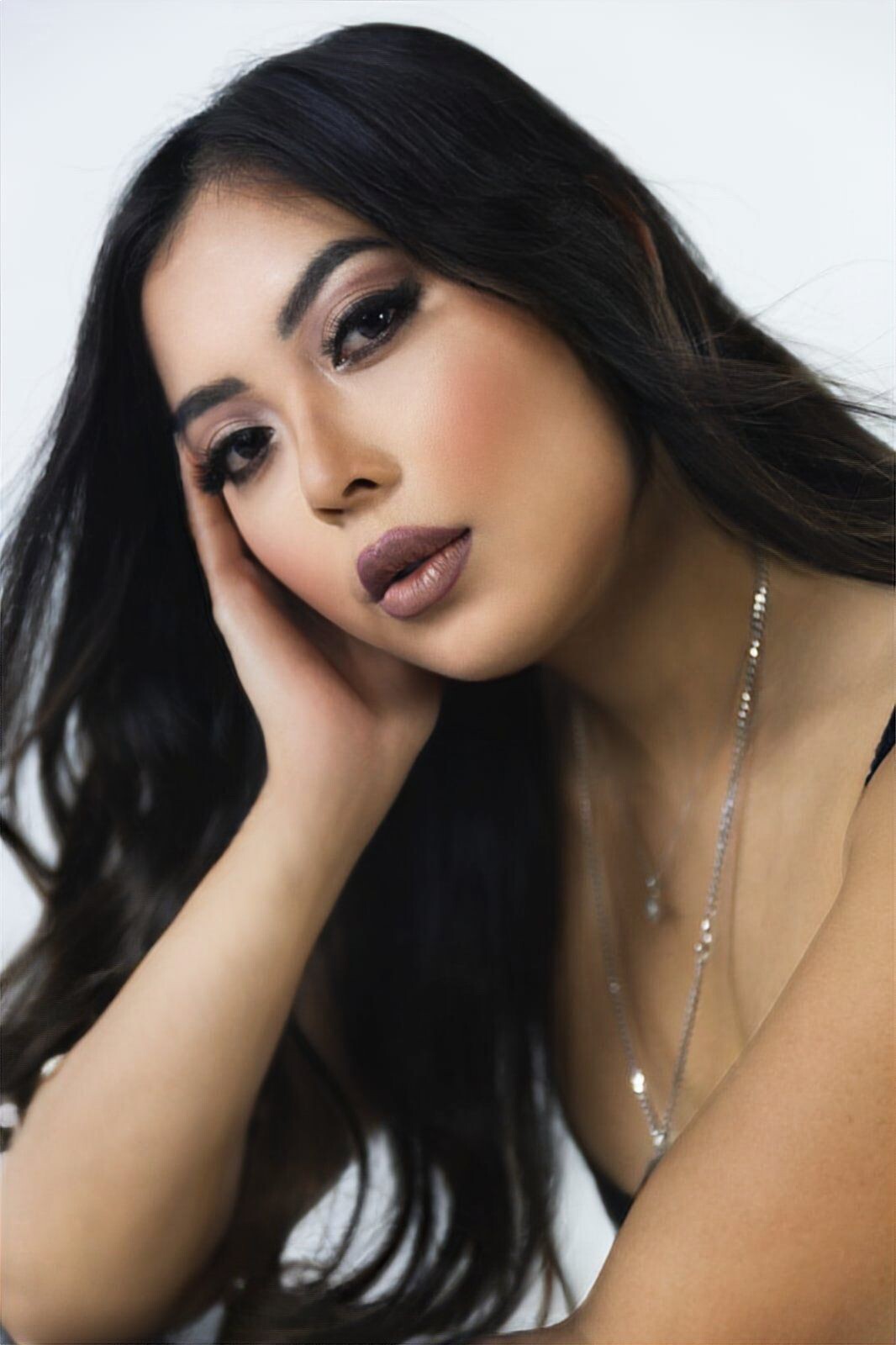 Aprille Lim Model, Actor, Creator theright.fit